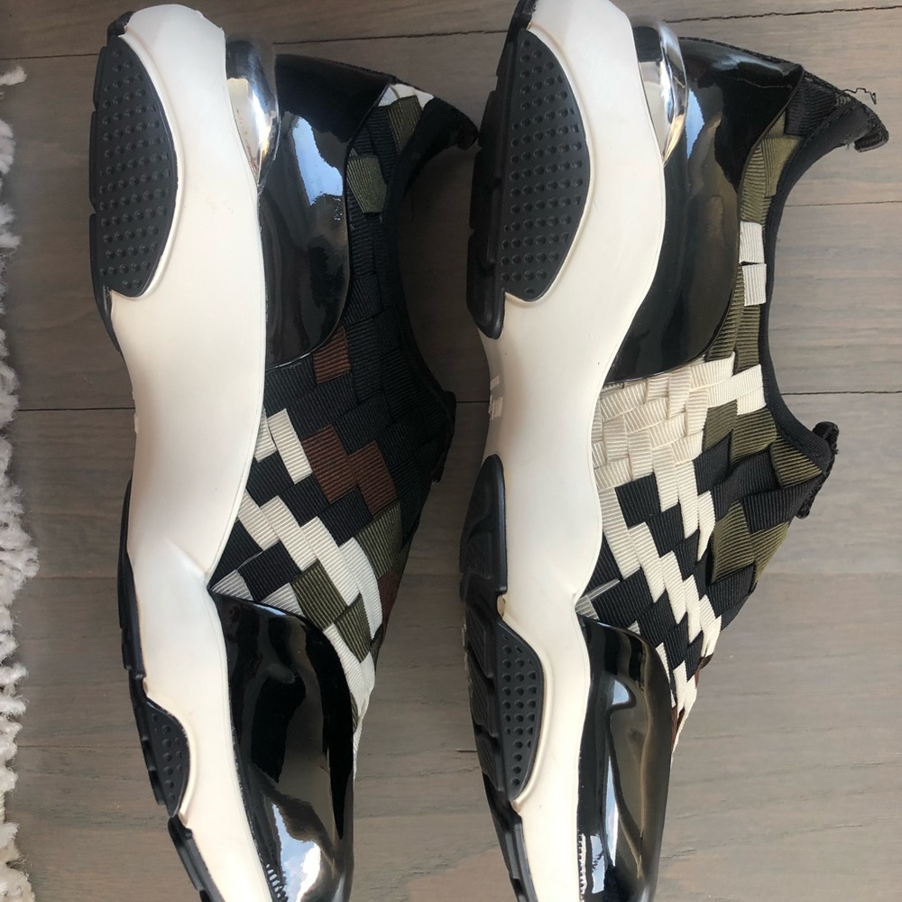 Ferragamo sneakers . Street style nwot - Picture 4 of 5